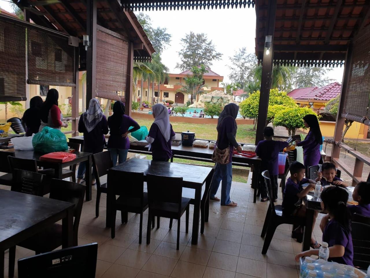 Seri Indah Resort Kuala Terengganu Bagian luar foto
